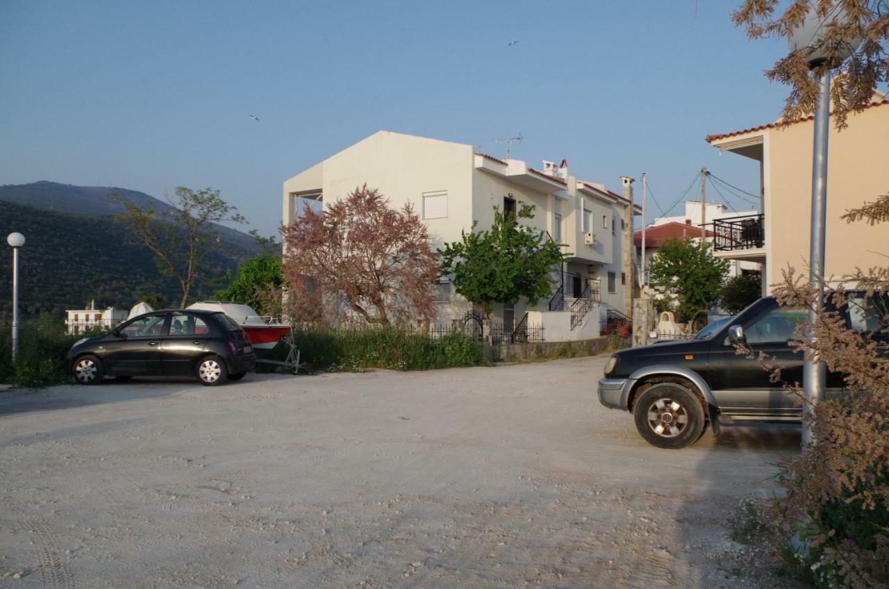 Maries Seaside Home Skala Marion Exterior photo